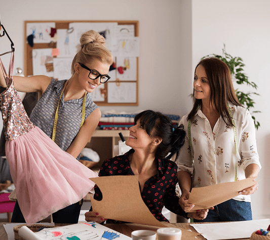Celebrating Family Bonds Through Fashion: The Rise of Matching Mother-Daughter Outfits